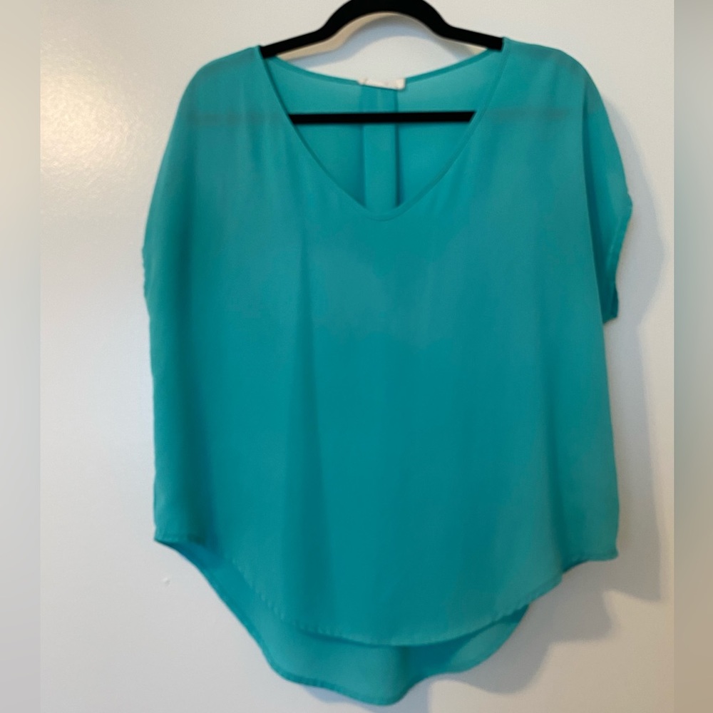 Lush Seafoam green business casual blouse